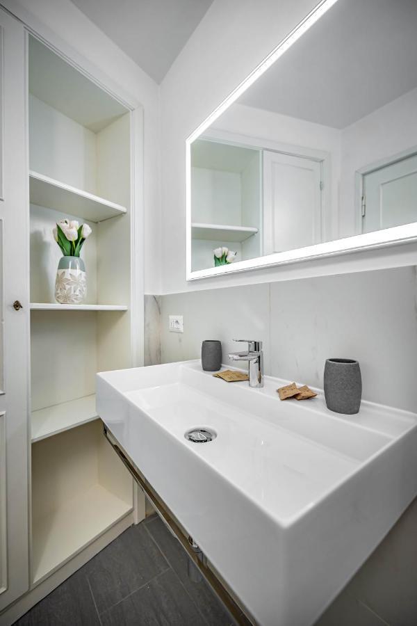 Yid Penthouse In Santa Croce Lägenhet Florens Exteriör bild