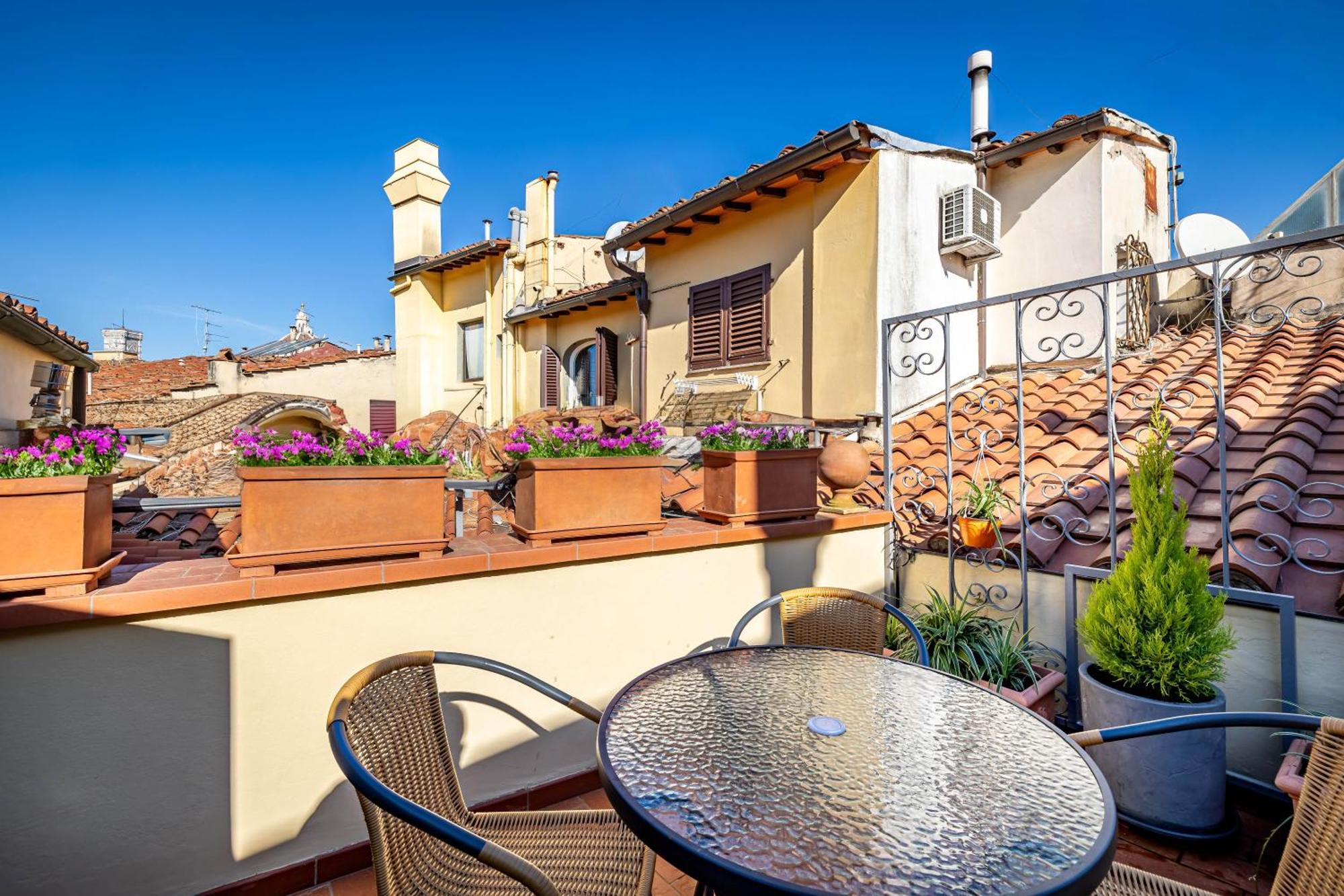 Yid Penthouse In Santa Croce Lägenhet Florens Exteriör bild